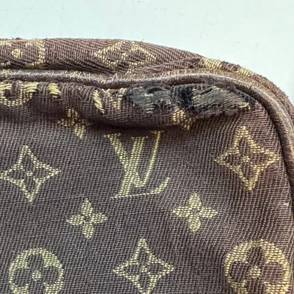 Louis Vuitton Brown Monogram Shoulder Bag - Picture 6 of 15